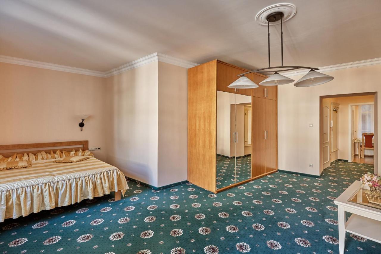Evergreen Apartments Hotel Karlovy Vary Exterior foto